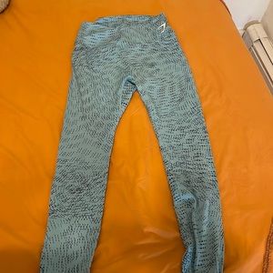 Gym shark workout leggings